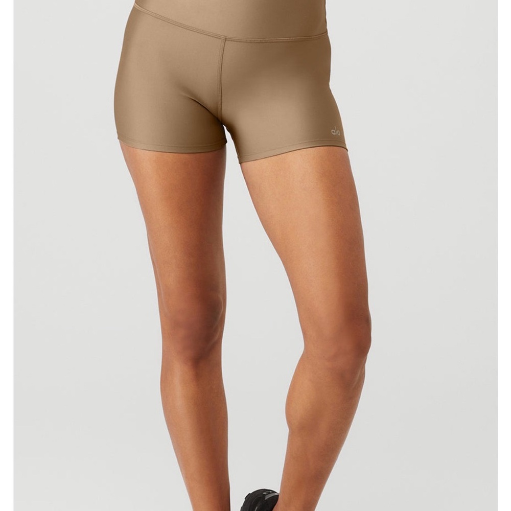 ALO Yoga- 3” High Waist Airlift Short - Size XS - Gravel